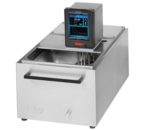 Oхлаждающий/нагревающий термостат Huber CC-K12, температура -20...200 °C, объем ванны 12 л Oхлаждающий/нагревающий термостат Huber CC-K12, температура -20...200 °C, объем ванны 12 л